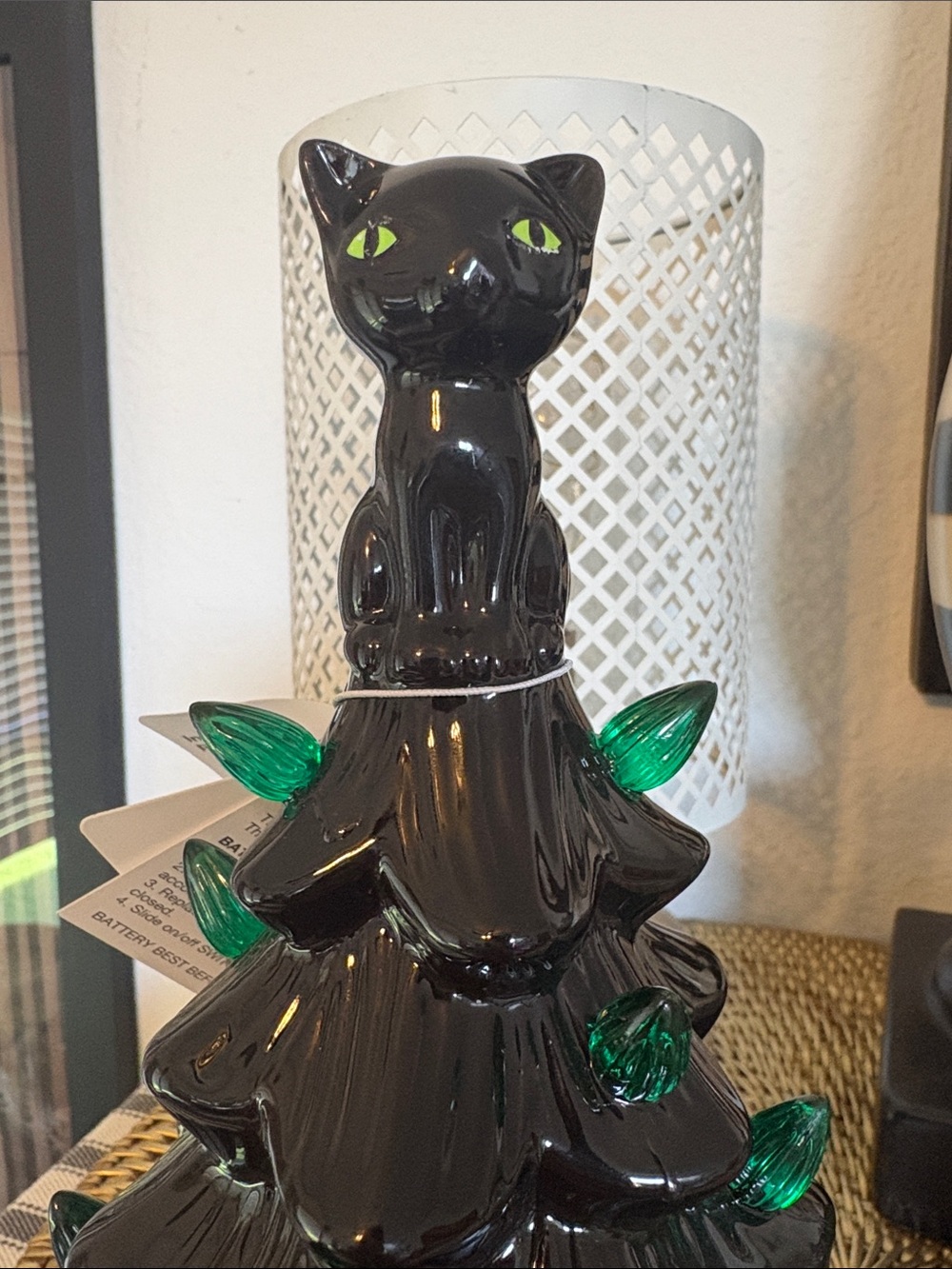 🆕Ceramic Black Cat Light Up Halloween Tree - Picture 4 of 9